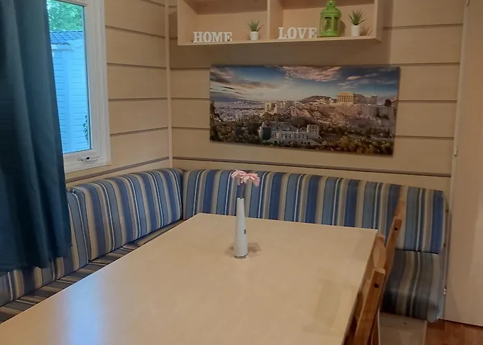 Smart Athen Mit Terrasse, Ca 15min Europapark, Rulantica *